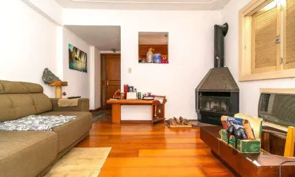 Apartamento na Cidade Baixa de 3 dormitórios Desocupado e 2 vagas