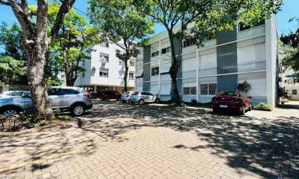 APARTAMENTO GARDEN 3 DORMITÓRIOS COM VAGA DE GARAGEM NO MENINO DEUS