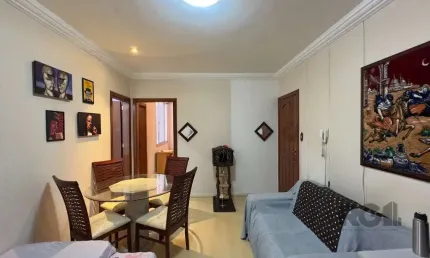 APARTAMENTO 1 DORMITÓRIO PRÓXIMO À ORLA DO GUAÍBA NO CENTRO HISTÓRICO
