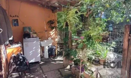 Casa com 2 quartos à venda na Rua Ibirubá, 325, Cavalhada, Porto Alegre