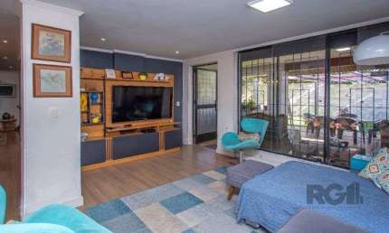 Casa em condomínio de 177m², 3 dormitórios, 1 vaga no bairro Ipanema