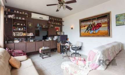 Casa com 4 quartos à venda na Rua Esteio, 364, Cavalhada, Porto Alegre
