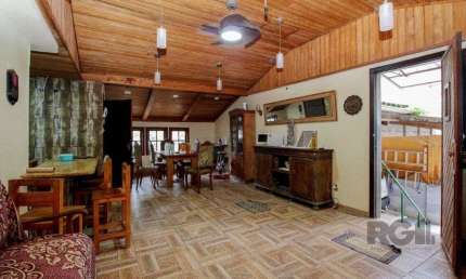 Casa com 5 quartos à venda na Rua Erechim, 1147, Nonoai, Porto Alegre