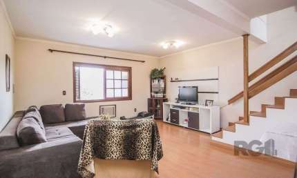 Casa com 2 quartos à venda na Rua Barão do Amazonas, 2833, Partenon, Porto Alegre