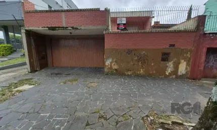 Casa 4 dormitórios à venda Teresópolis Porto Alegre/RS