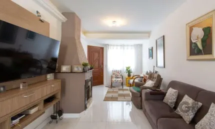 Casa com 3 dormitórios, sendo 1 suíte para venda  no bairro Hípica