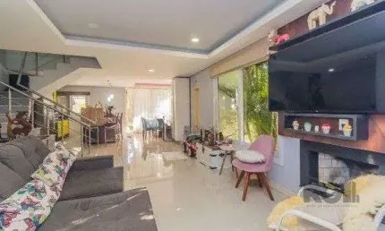 Possui 3 dormitórios sendo 1 ampla suíte com closet e sacada, living em conceito