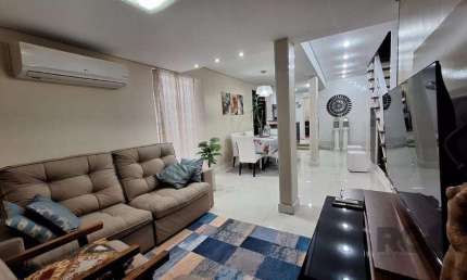 Sobrado comercial ou residencial, mobiliado, no Centro Histórico, com 2 quartos