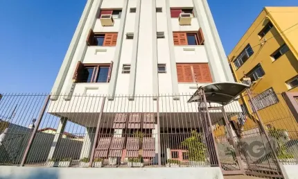 Cobertura, 2 quartos, 1 suite, dependência de empregada, 1 vaga de garagem, bair