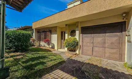 Casa com 3 quartos à venda na Rua Márcio Dias, 530, Nonoai, Porto Alegre