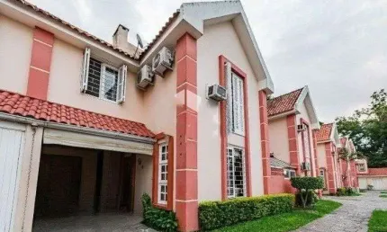Casa em condomínio fechado com 3 quartos à venda na Rua Tamandaré, 1156, Camaquã, Porto Alegre