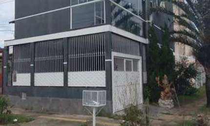 Casa com 2 quartos à venda na Rua Romano Rolando Botin, 101, Hípica, Porto Alegre