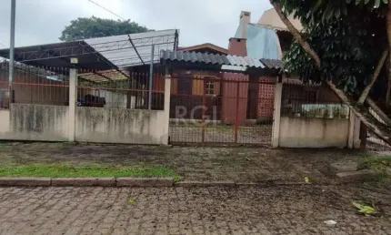 Casa com 2 quartos à venda na Rua Ponciano Pacheco da Silveira, 86, Guarujá, Porto Alegre