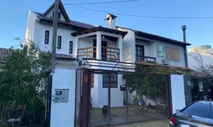 Casa com 3 quartos à venda na Rua Raffaele Nigro, 141, Hípica, Porto Alegre