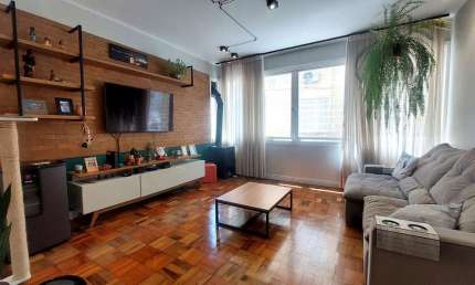APARTAMENTO REFORMADO, 3 DORM. + VAGA, PRÓXIMO A REDENÇÃO