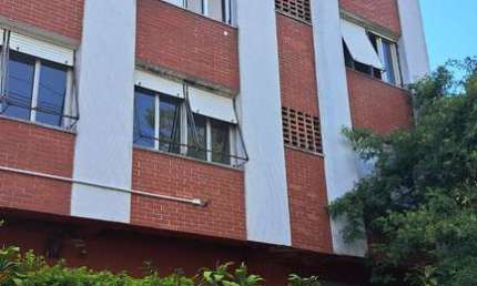 Apartamento de 3 quartos dependência de empregada e 1 vaga de garagem