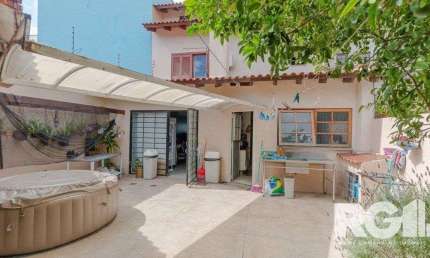 Casa 3 dormitórios à venda Jardim Itu Porto Alegre/RS