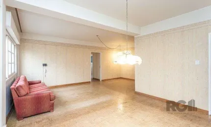 Apartamento no bairro floresta de 3 dormitórios e vaga desocupado