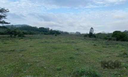Terreno à venda na Estrada Armando Inácio da Silveira, 4668, Extrema, Porto Alegre