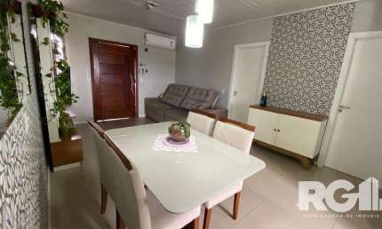 Casa 2 dormitórios à venda Mário Quintana Porto Alegre/RS