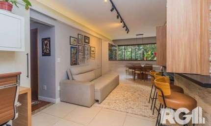 Apartamento com 94m², 3 quartos, 1 suíte, 2 vagas, no bairro Cristo Redentor em