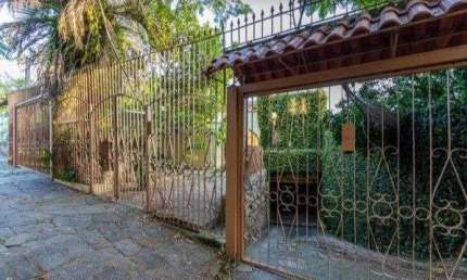 Casa no Bairro Vila Assunção com 4 dormitórios sendo 1 suíte e vista para o Guaí