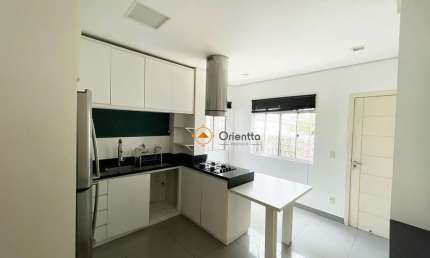 Casa Mobiliada com 2 Dormitórios sendo 1 deles Suíte e 1 Vaga
