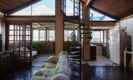 Cobertura 2 Quartos com Terraço, Lareira e Vaga no Centro Histórico - 93m² - Cen