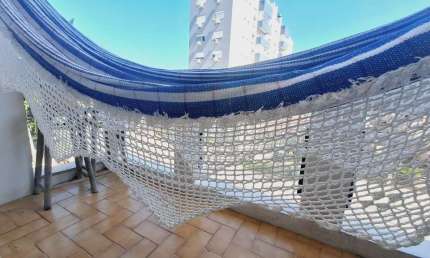 Apartamento  com sacada,  dois dormitórios e 1 vaga bairro Petrópolis -  Porto A