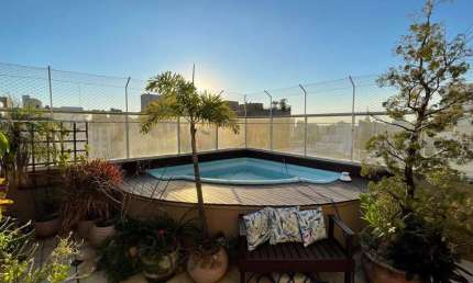 Cobertura duplex com piscina privativa, lareira e vista exclusiva