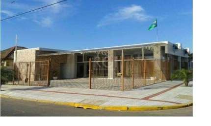 Casa Comercial para Venda - 200m², 0 dormitórios, Niterói