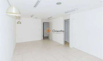 Sala comercial para alugar na Rua Professor Ivo Corseuil, 304, Petrópolis, Porto Alegre