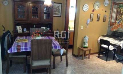 Casa Condominio para Venda - 159m², 2 dormitórios, sendo 1 suites, 2 vagas - Men