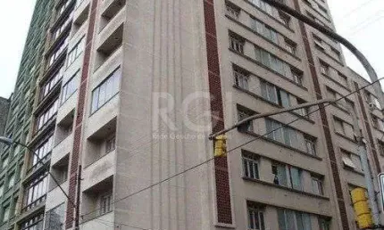 Cobertura para Venda - 134m², 2 dormitórios, Centro Histórico