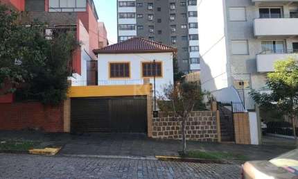 Casa para Venda - 247.5m², 3 dormitórios, 2 vagas - Petrópolis