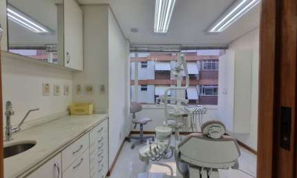 Sala comercial à venda na Avenida Getúlio Vargas, 774, Menino Deus, Porto Alegre