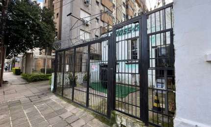 Casa com 2 quartos à venda na Rua José do Patrocínio, 1124, Cidade Baixa, Porto Alegre