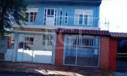Sobrado para Venda - 440m², 8 dormitórios, sendo 3 suites, 4 vagas - Harmonia