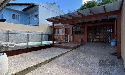 Casa para Venda - 140m², 3 dormitórios, 3 vagas - Rubem Berta