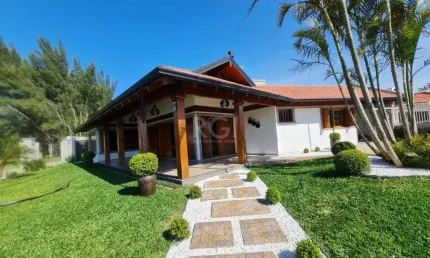 Casa com 4 quartos à venda na Rua Guatapi, 453, Atlântida, Xangri-Lá