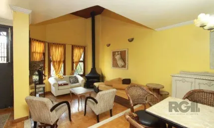 Casa 3 dormitórios à venda Jardim Itu Porto Alegre/RS