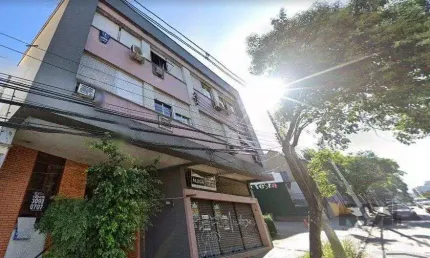 Apartamento 91m² - 3 dormitórios e 2 vagas no bairro petrópolis