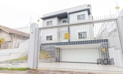 Excelente casa de 254m² com 4 dormitórios sendo 3 suítes.