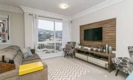 Apartamento 70m² - 3 dormitórios, 1 vaga no bairro Partenon