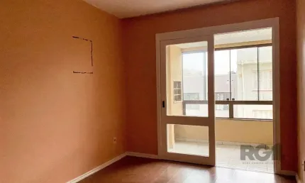 Apartamento com sacada, churrasqueira e vaga de garagem no centro histórico