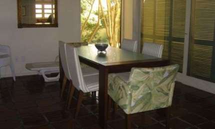 Casa para Venda - 216m², 3 dormitórios, sendo 1 suites, 2 vagas - Centro
