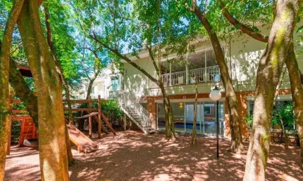 Casa para comprar Com 4 dormitórios , 431 m²- Três Figueiras - Porto Alegre/RS