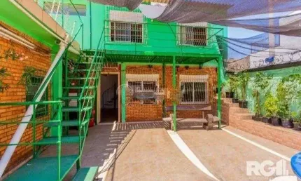 Casa com 3 quartos à venda na Avenida Assis Brasil, 1019, Passo da Areia, Porto Alegre