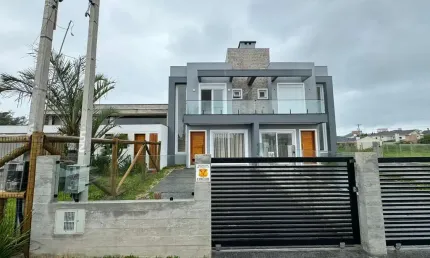 Casa 3 dormitórios à venda Atlântida Sul Xangri-Lá/RS