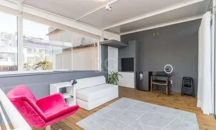 Cobertura para Venda - 186m², 3 dormitórios, 2 vagas - Três Figueiras